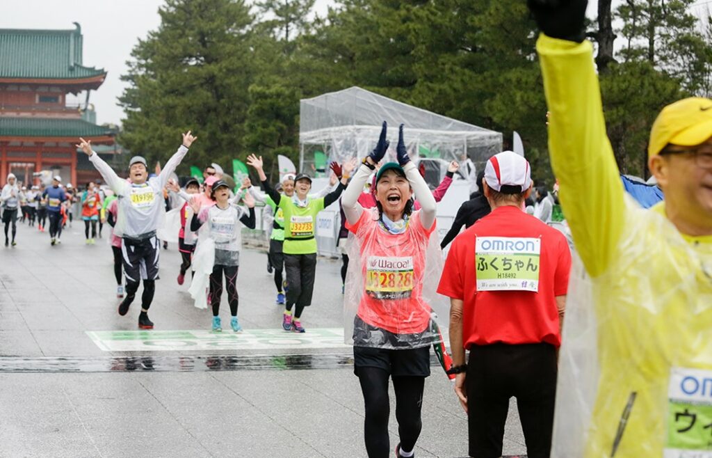 ふるさと納税 ２０２３京都丹波ロードレース大会ハーフマラソンの部出走権［015XX001］ 京都府京丹波町 - サービスクーポン、引換券